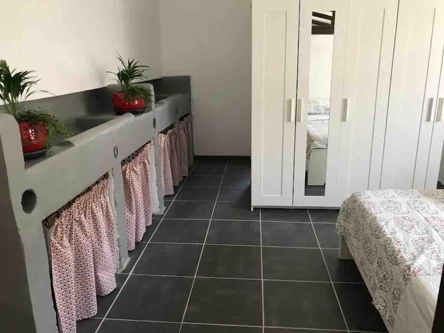 Logement Insolite Au Coeur D'Une Ecurie 阿爾勒 外观 照片
